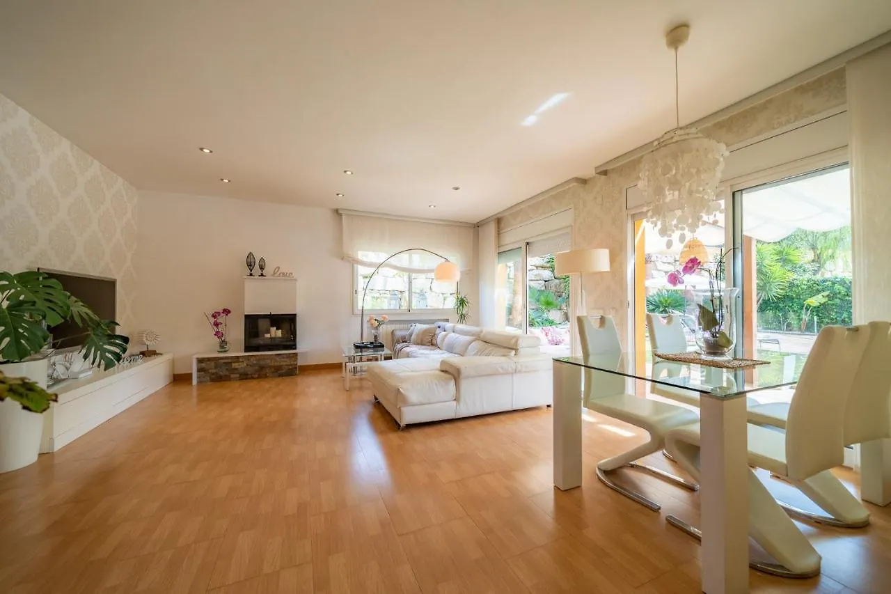 Beverly Hills Lux Air-Con Villa Lloret de Mar Spain